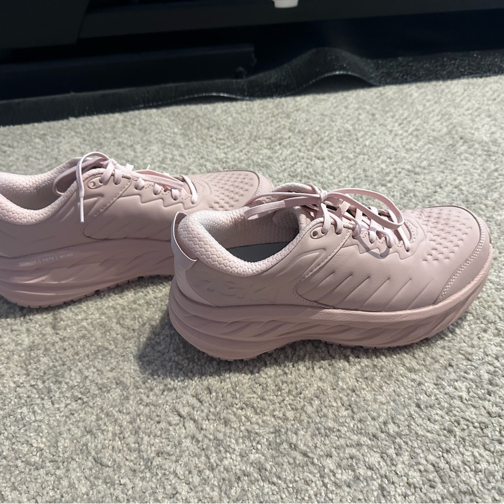 Women's HOKA Bondi Slip Resistant, Size 9.5